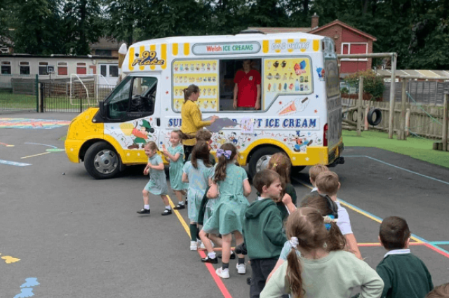 Friends of Overchurch Infant School on easyfundraising